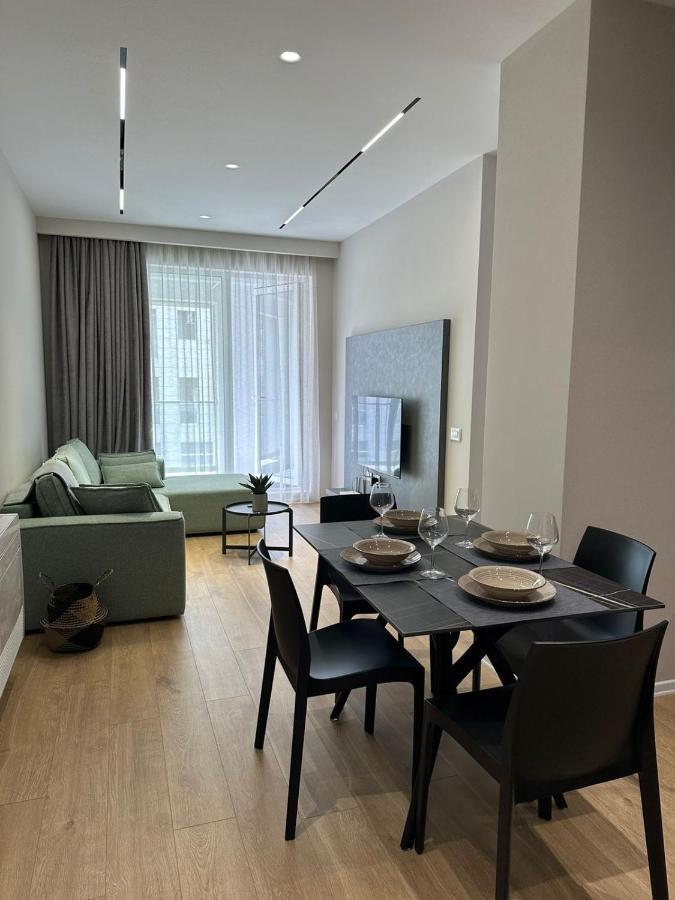 New Brilant Apartment Tirana Eksteriør billede